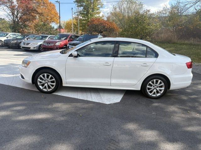 Volkswagen Jetta  2013