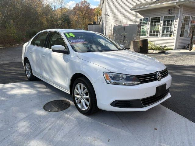 Volkswagen Jetta  2013