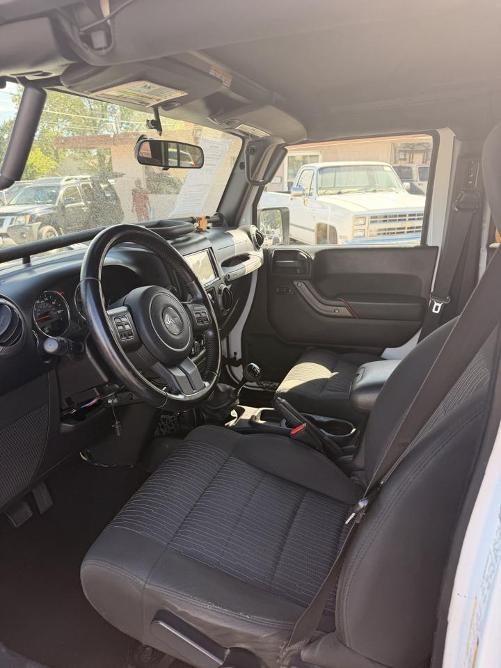 Jeep Wrangler Unlimited Sport 4WD 2012