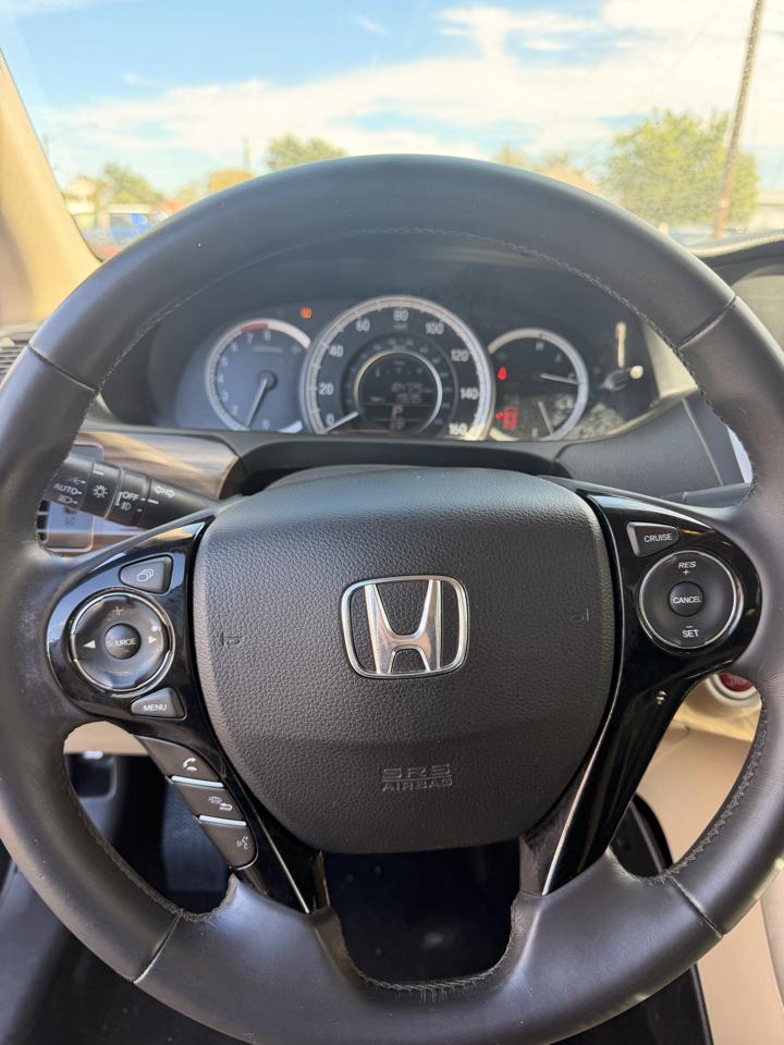 Honda Accord EX-L Sedan V6 6-Spd AT 2016