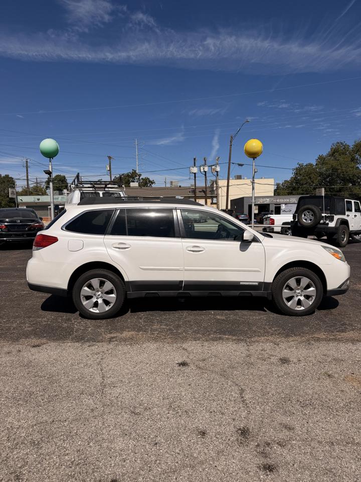 Subaru Outback 2.5i Limited 2012