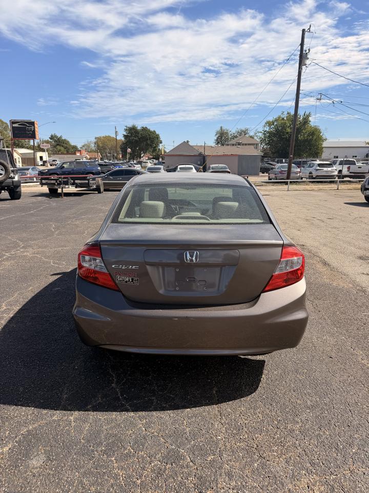 Honda Civic LX Sedan 5-Speed AT 2012