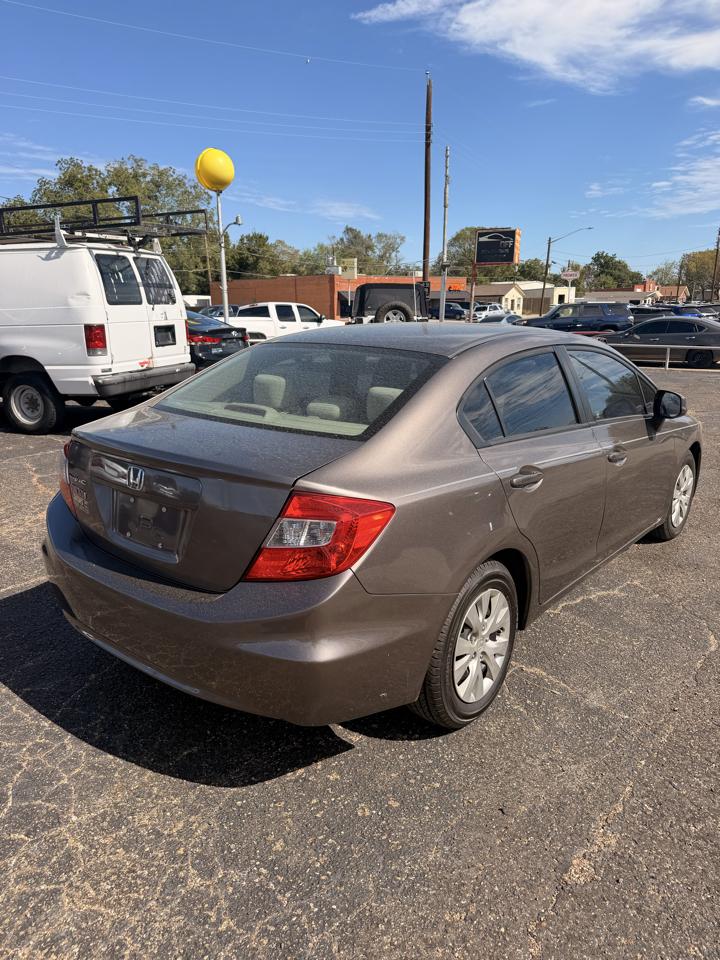 Honda Civic LX Sedan 5-Speed AT 2012