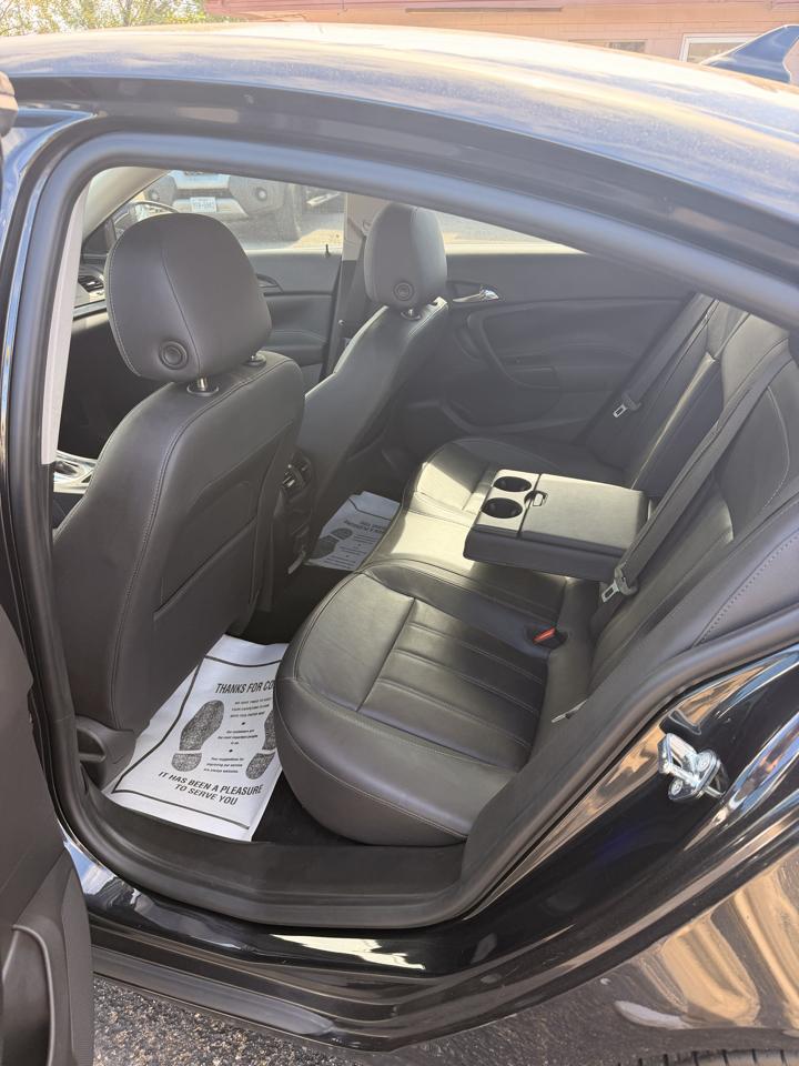 Buick Regal CXL - 4XL 2011