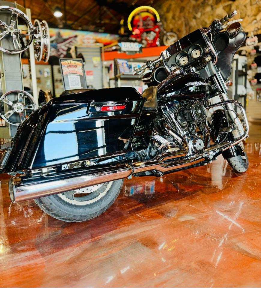 Harley-Davidson Street Glide  2013