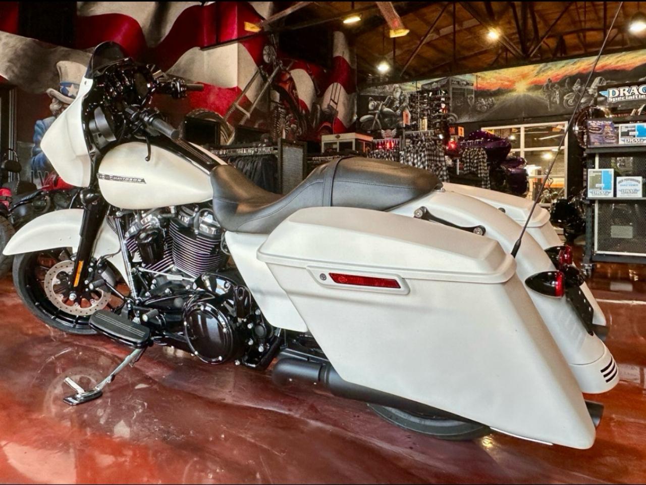 Harley-Davidson Street Glide Special  2018