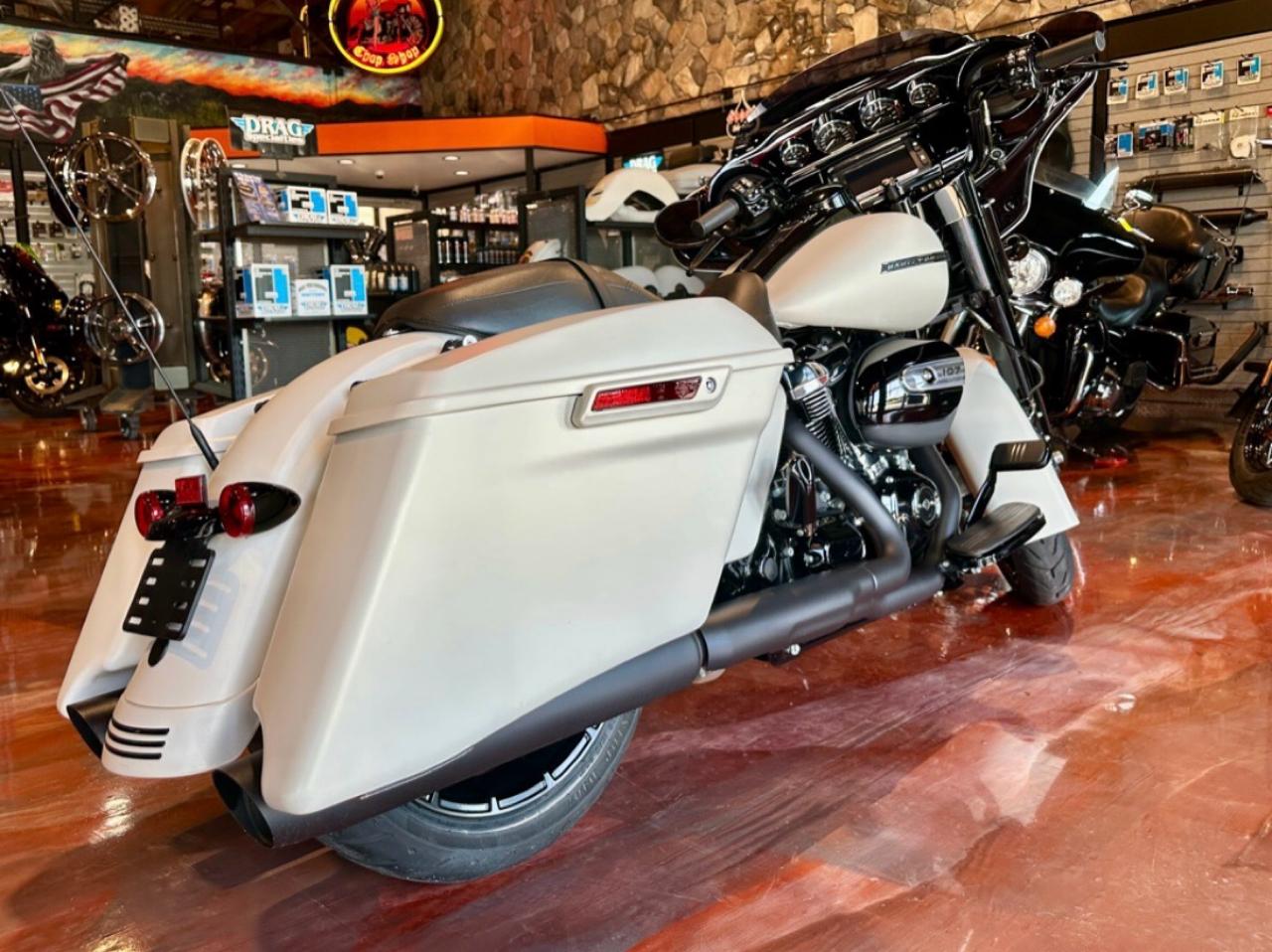 Harley-Davidson Street Glide Special  2018