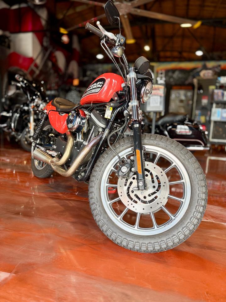 Harley-Davidson XL883R  2006