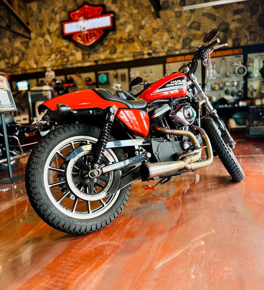 Harley-Davidson XL883R  2006