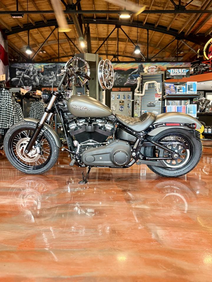 Harley-Davidson Street Bob  2019