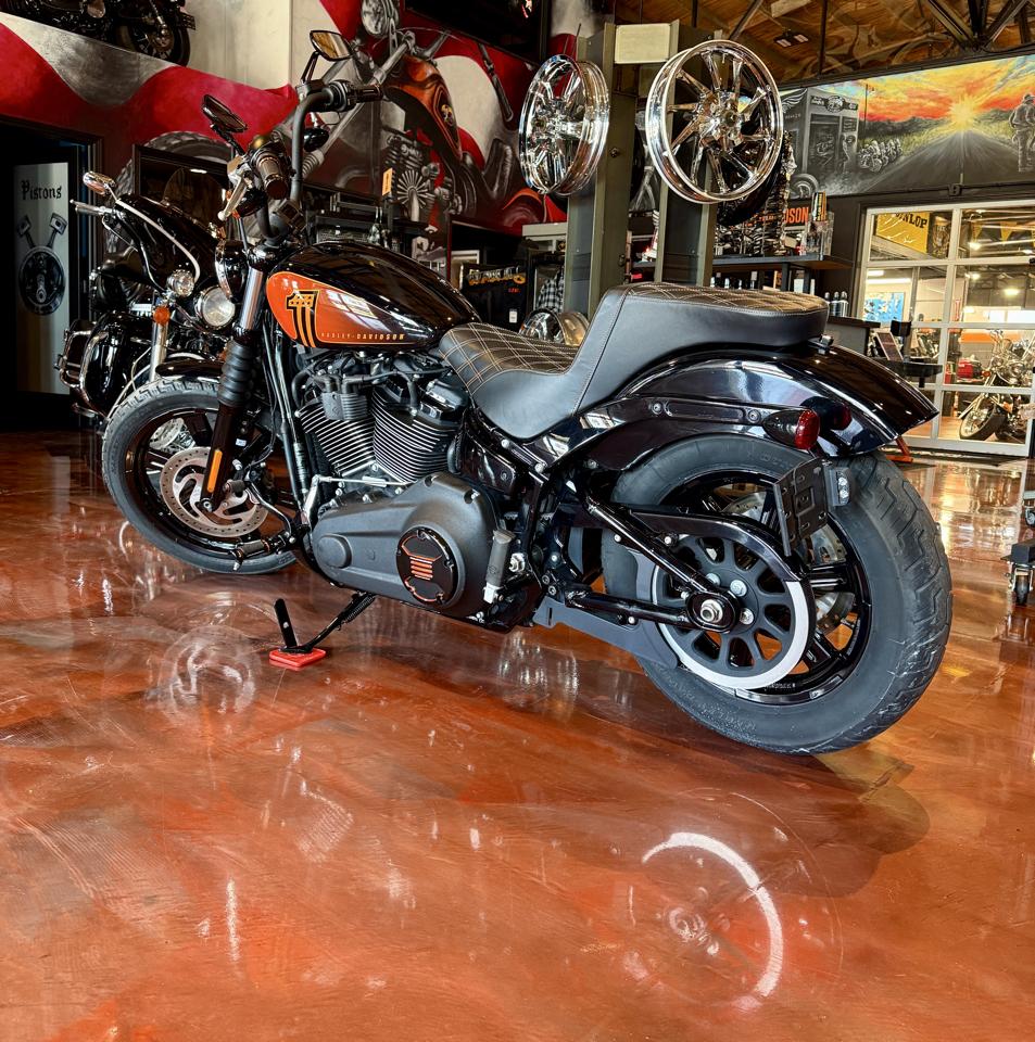 Harley-Davidson Street Bob  2023