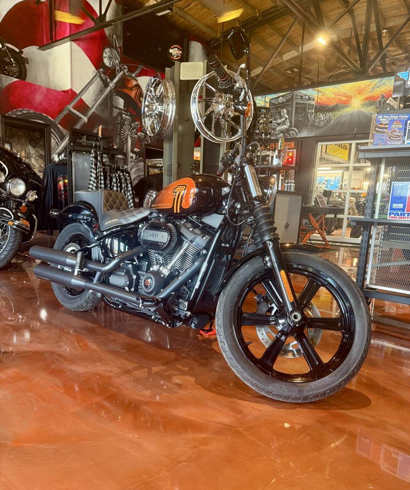 Harley-Davidson Street Bob  2023