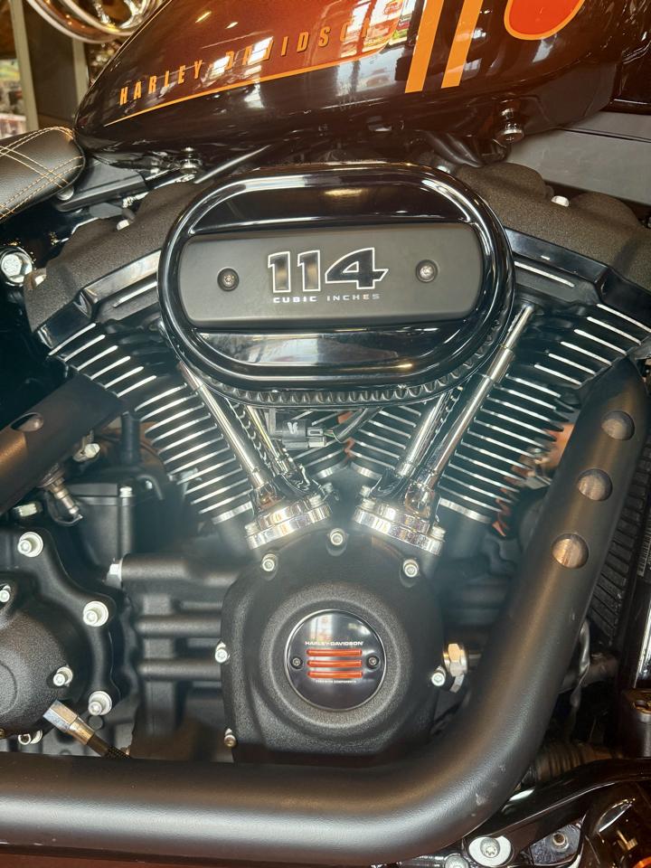 Harley-Davidson Street Bob  2023