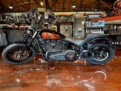 2023 Harley-Davidson Street Bob 