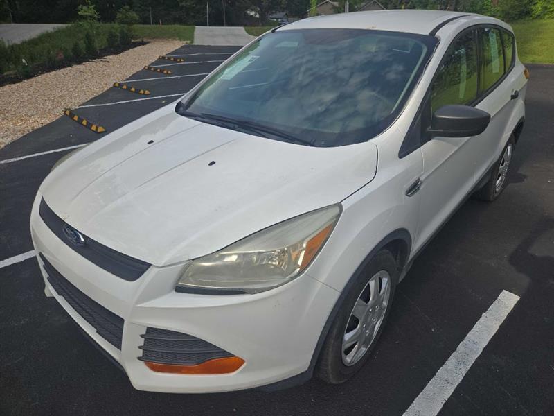 Ford Escape S FWD 2015