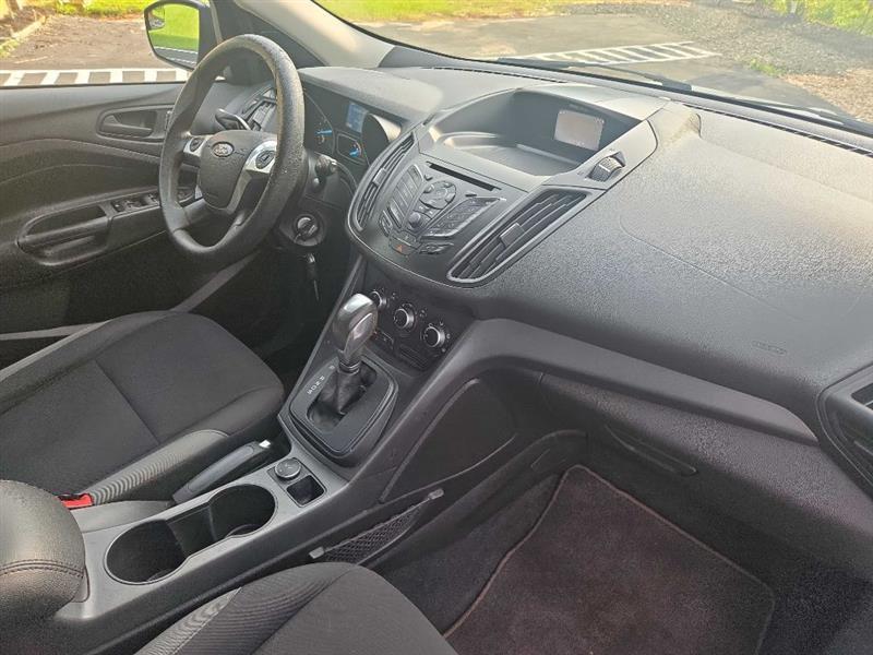 Ford Escape S FWD 2015