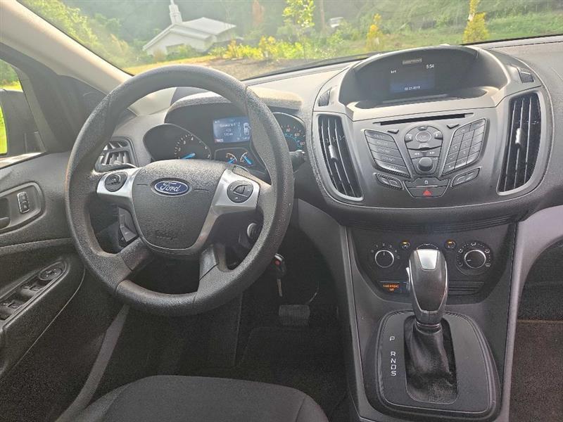 Ford Escape S FWD 2015