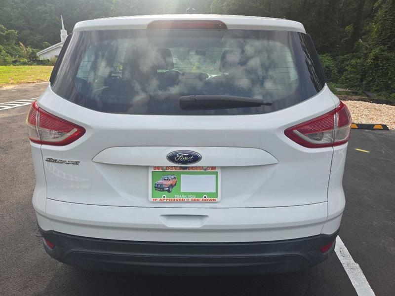 Ford Escape S FWD 2015