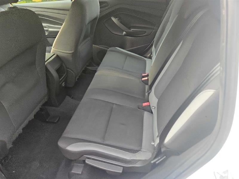 Ford Escape S FWD 2015