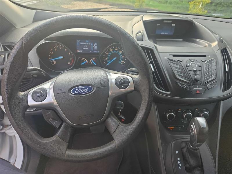 Ford Escape S FWD 2015