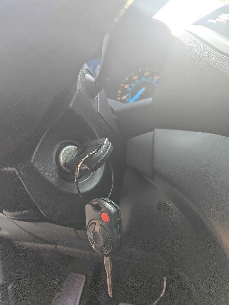 Ford Escape S FWD 2015