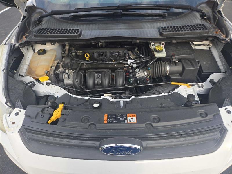 Ford Escape S FWD 2015
