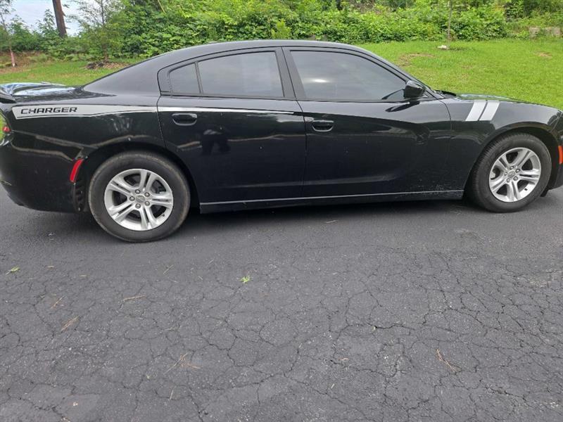 Dodge Charger SE 2015