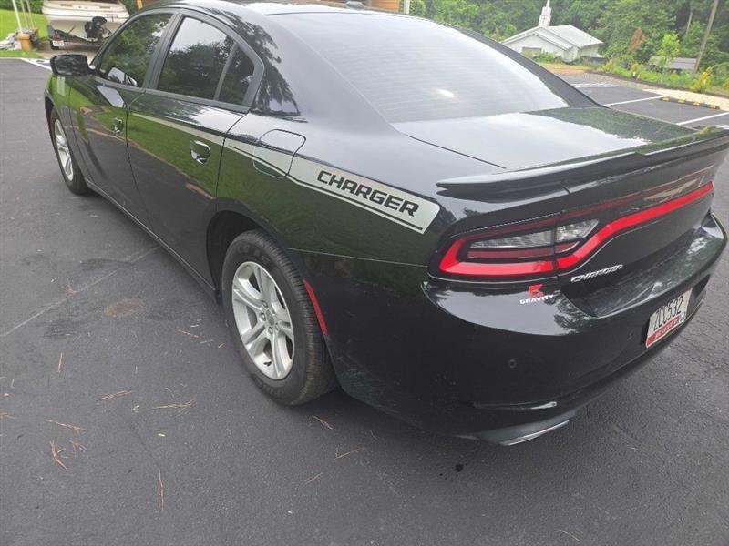 Dodge Charger SE 2015