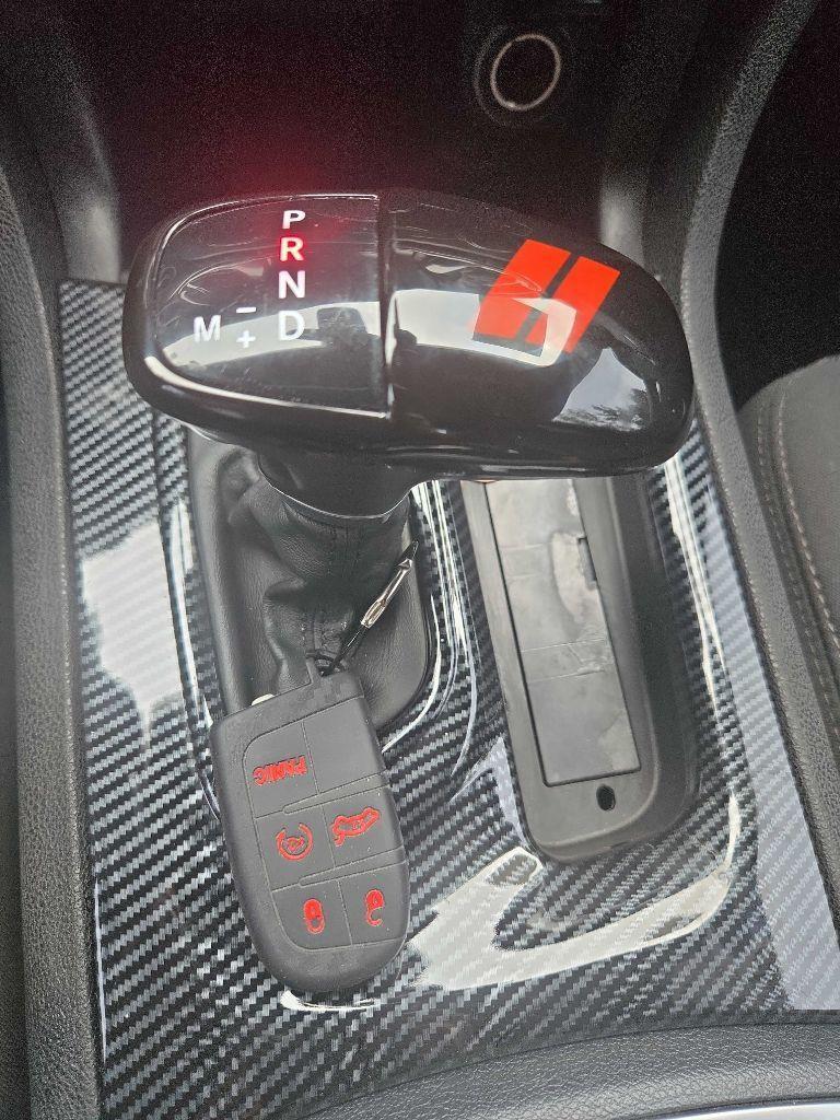 Dodge Charger SE 2015