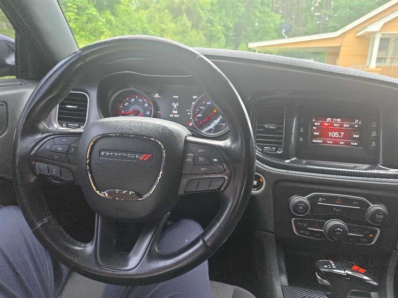 Dodge Charger SE 2015