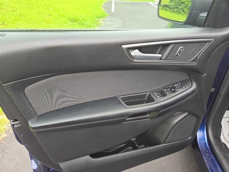 Ford Edge SE FWD 2016
