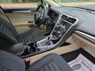 Ford Fusion SE 2015