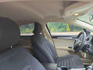 Ford Fusion SE 2015