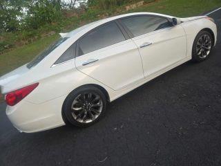 Hyundai Sonata SE Auto 2011