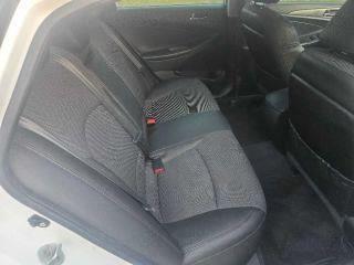 Hyundai Sonata SE Auto 2011