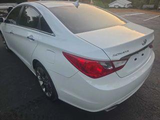 Hyundai Sonata SE Auto 2011