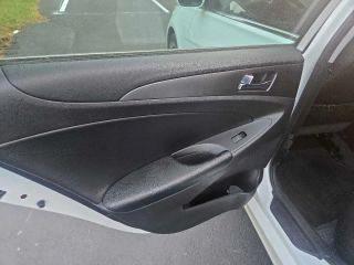 Hyundai Sonata SE Auto 2011