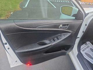 Hyundai Sonata SE Auto 2011
