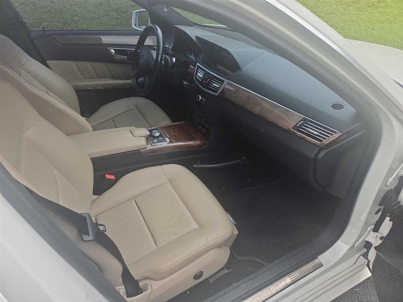 Mercedes-Benz E-Class E350 Sedan 2012