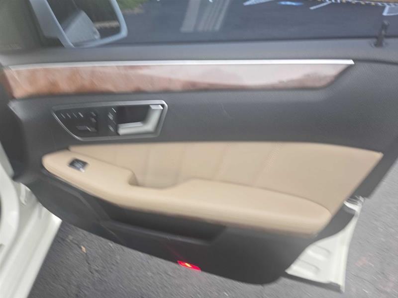 Mercedes-Benz E-Class E350 Sedan 2012