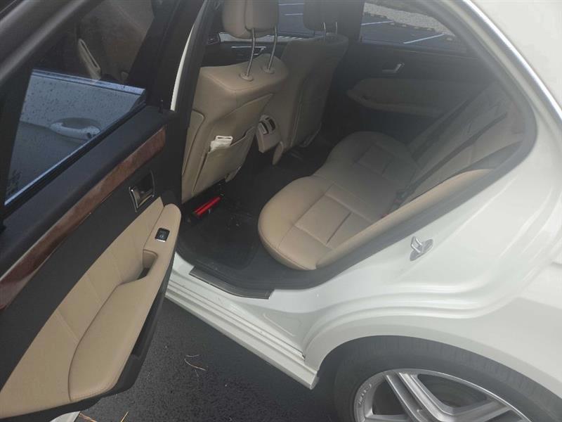 Mercedes-Benz E-Class E350 Sedan 2012