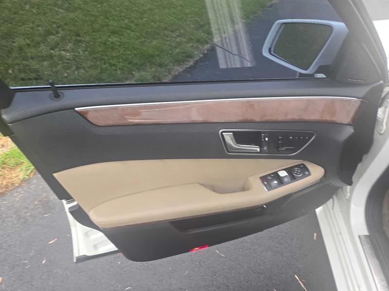 Mercedes-Benz E-Class E350 Sedan 2012
