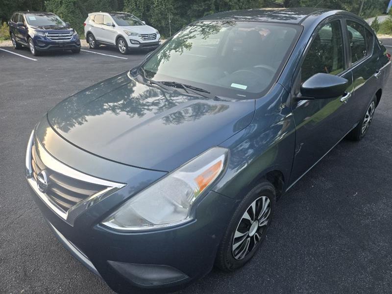 Nissan Versa 1.6 S 5M 2017