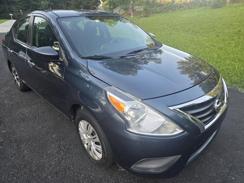 Nissan Versa 1.6 S 5M 2017