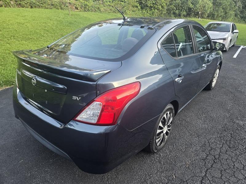 Nissan Versa 1.6 S 5M 2017