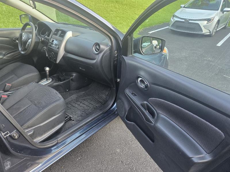 Nissan Versa 1.6 S 5M 2017