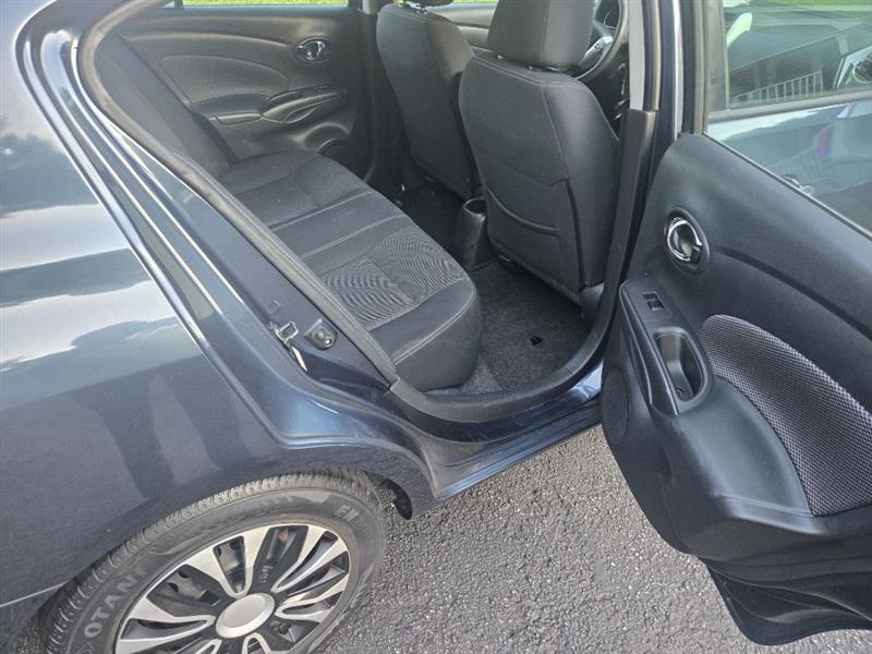 Nissan Versa 1.6 S 5M 2017