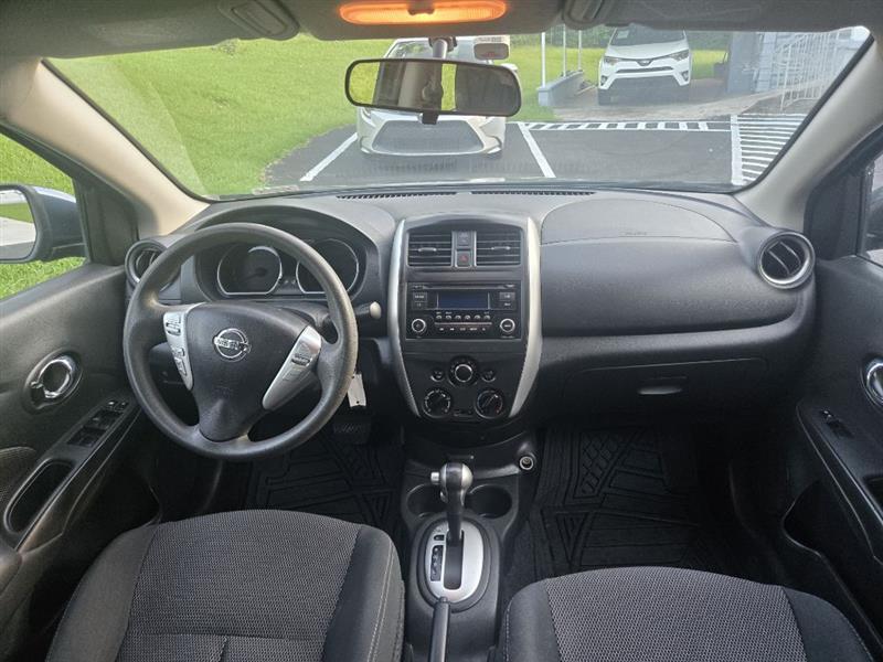 Nissan Versa 1.6 S 5M 2017