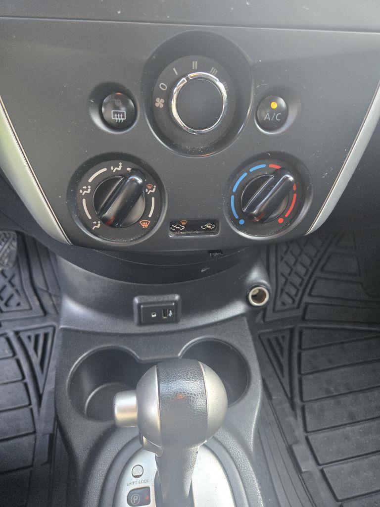 Nissan Versa 1.6 S 5M 2017