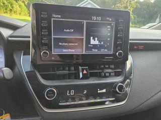 Toyota Corolla LE 2021